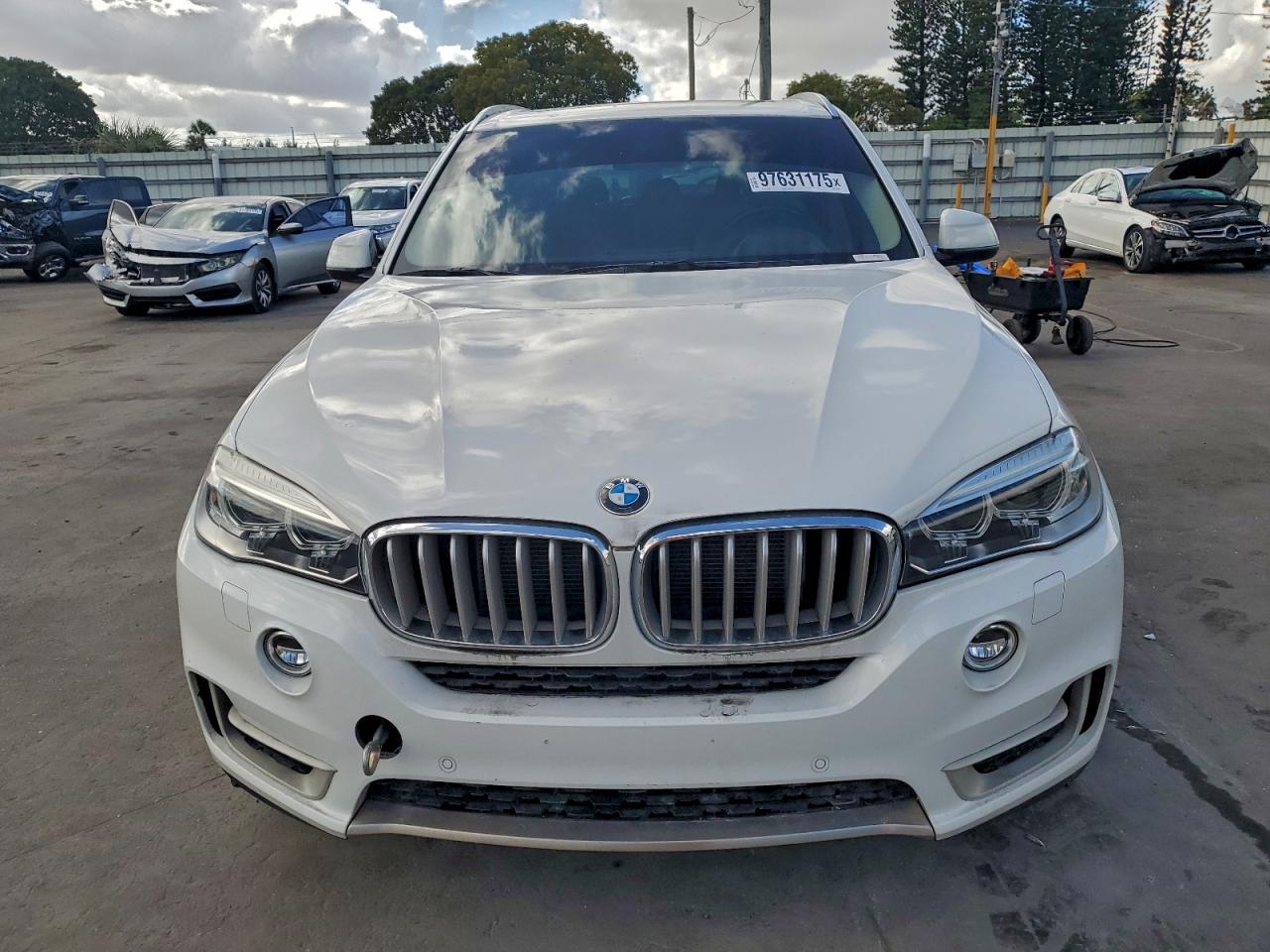 BMW X Series Xdrive35d Image 8