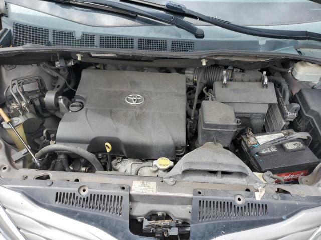 Toyota Sienna Xle Image 5