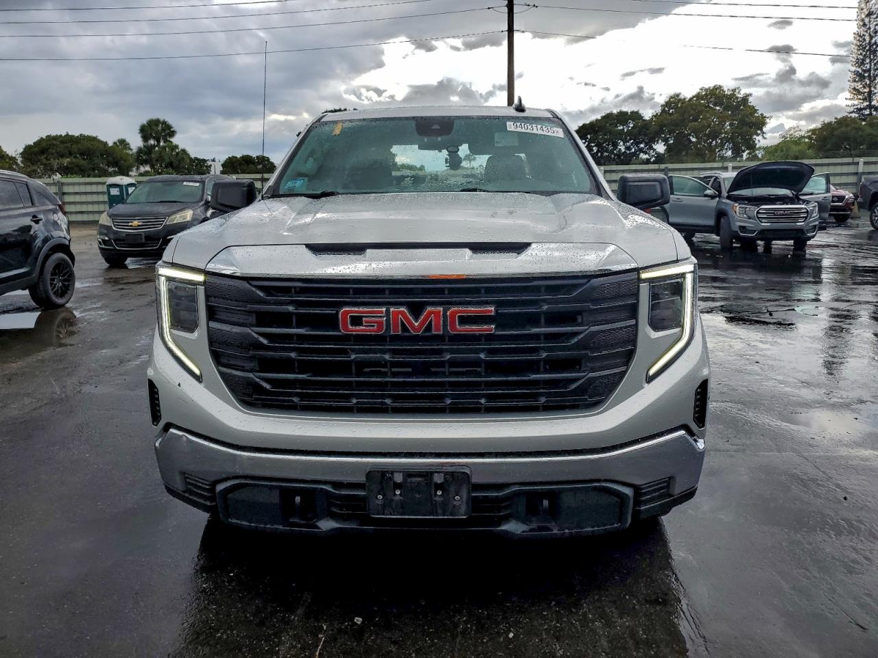 GMC Sierra K1500 Image 9
