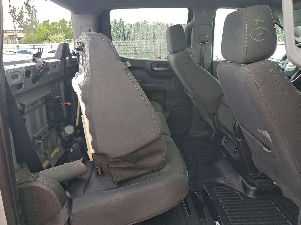 GMC Sierra K1500 Image 3