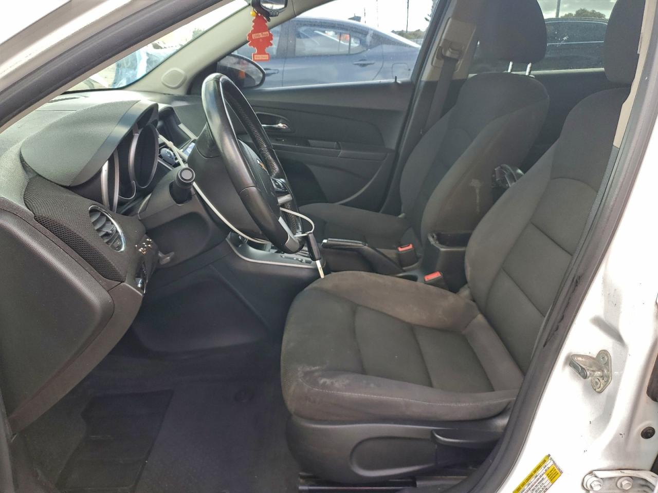 Chevrolet Cruze Lt Image 5