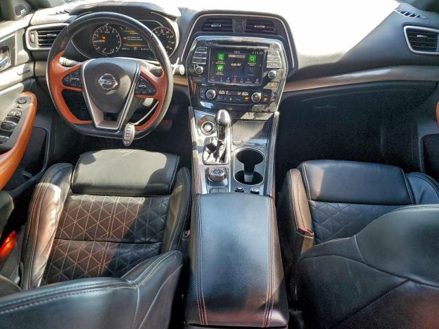 Nissan Maxima Platinum Image 6