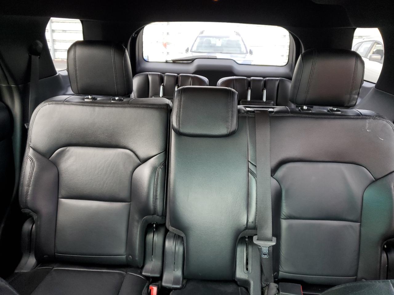 Ford Explorer Xlt Image 6