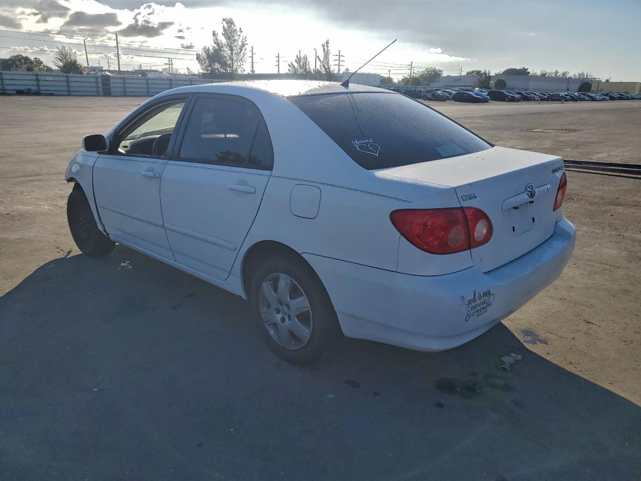 Toyota Corolla Ce Image 2
