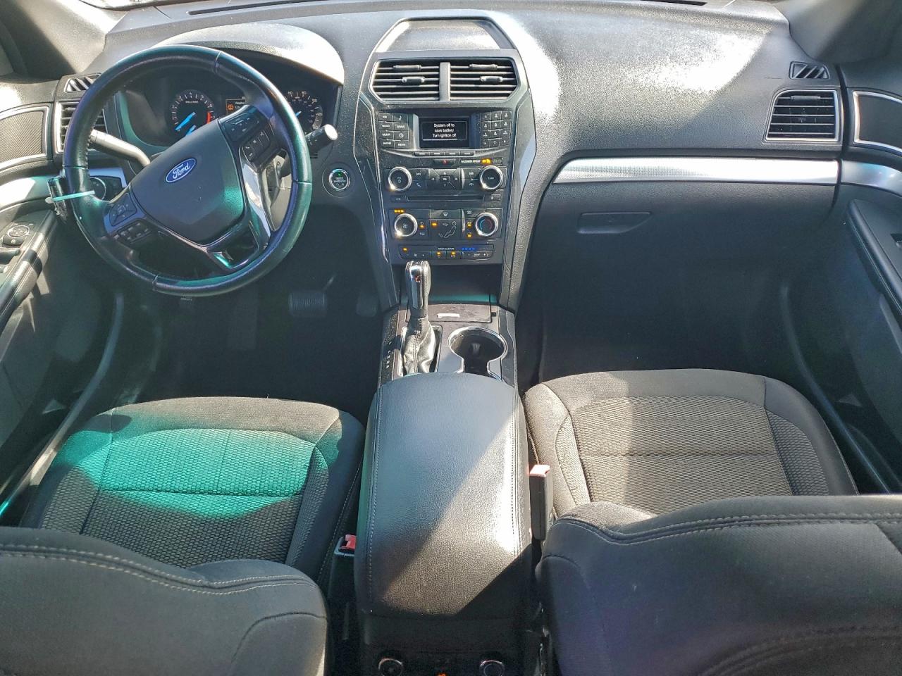 Ford Explorer Xlt Image 7