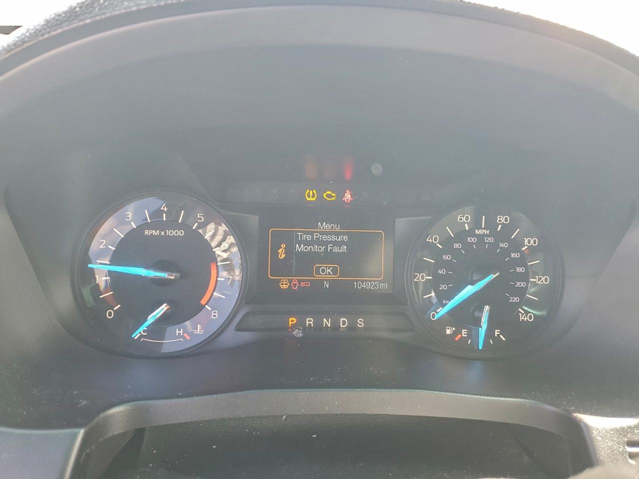 Ford Explorer Xlt Image 6