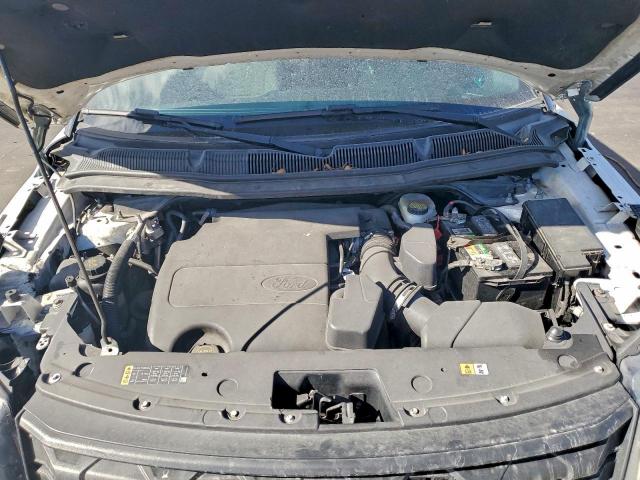 Ford Explorer Xlt Image 8