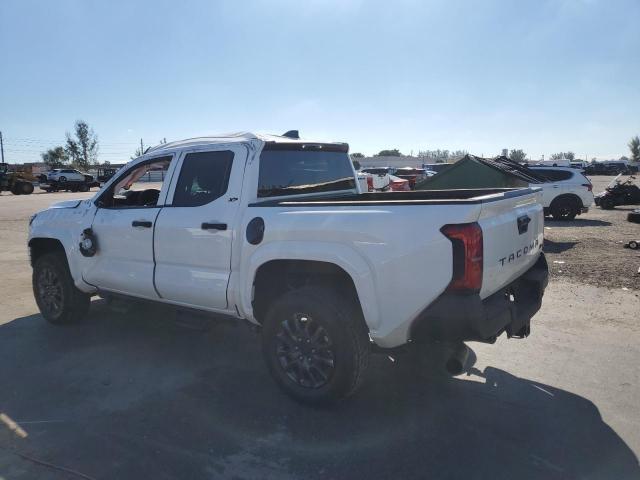 Toyota Tacoma Double Cab Image 9