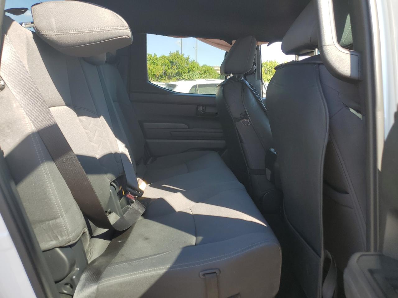 Toyota Tacoma Double Cab Image 7