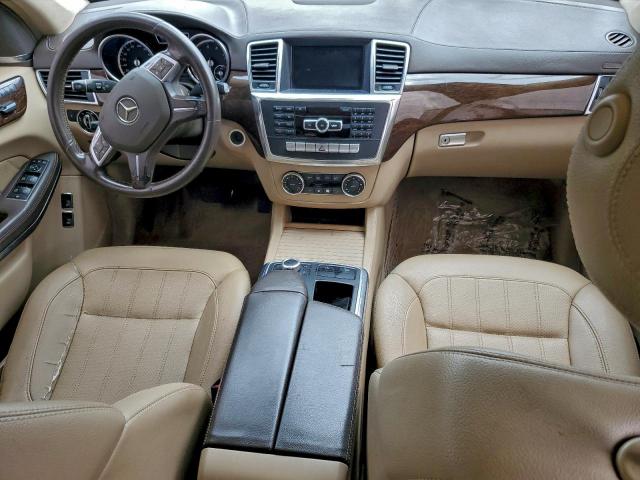 Mercedes-Benz G-Class 450 4matic Image 8