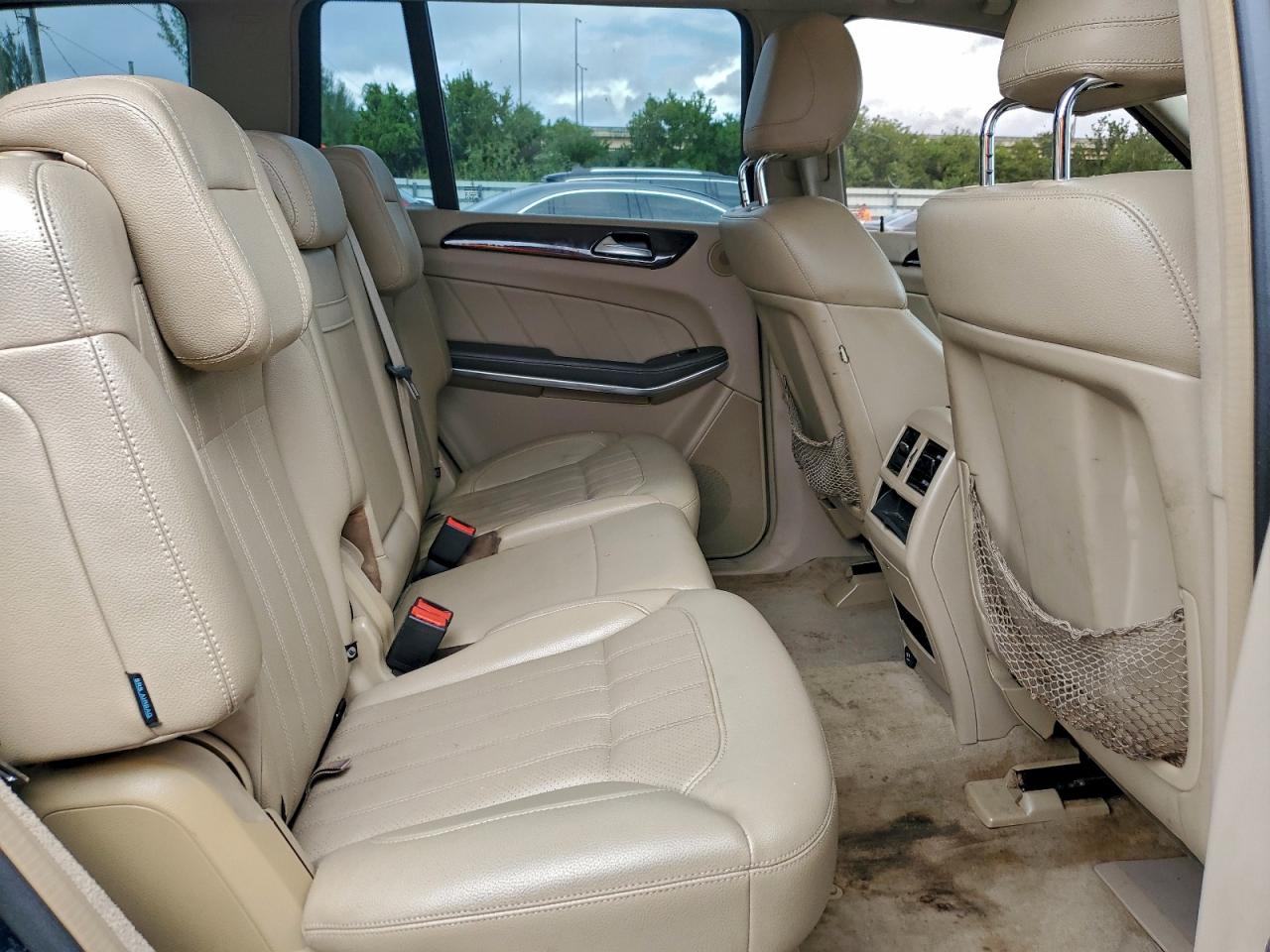 Mercedes-Benz G-Class 450 4matic Image 4