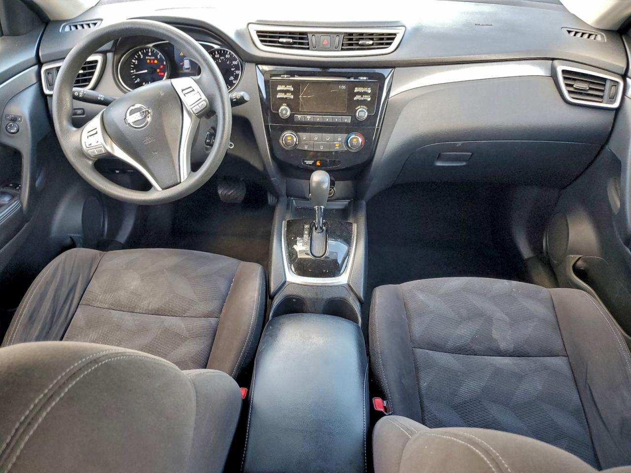 Nissan Rogue S Image 8