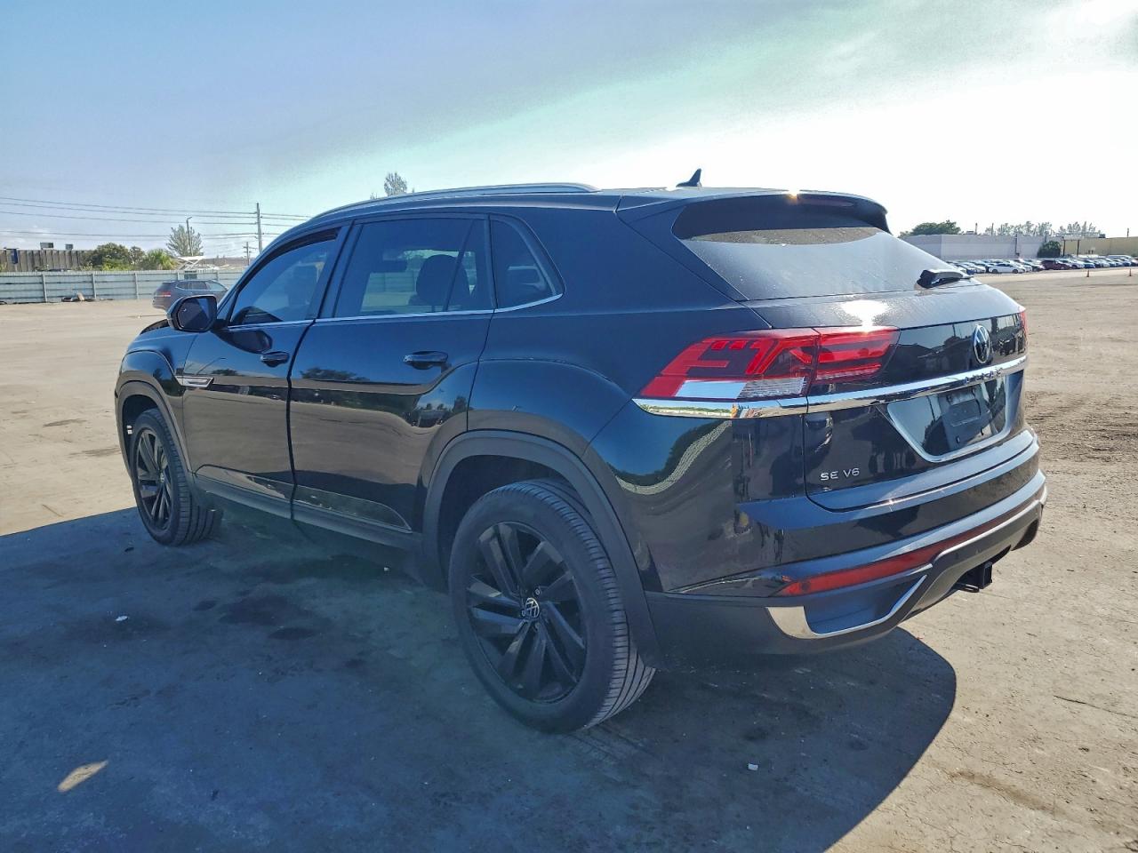 Volkswagen Atlas Se Image 2