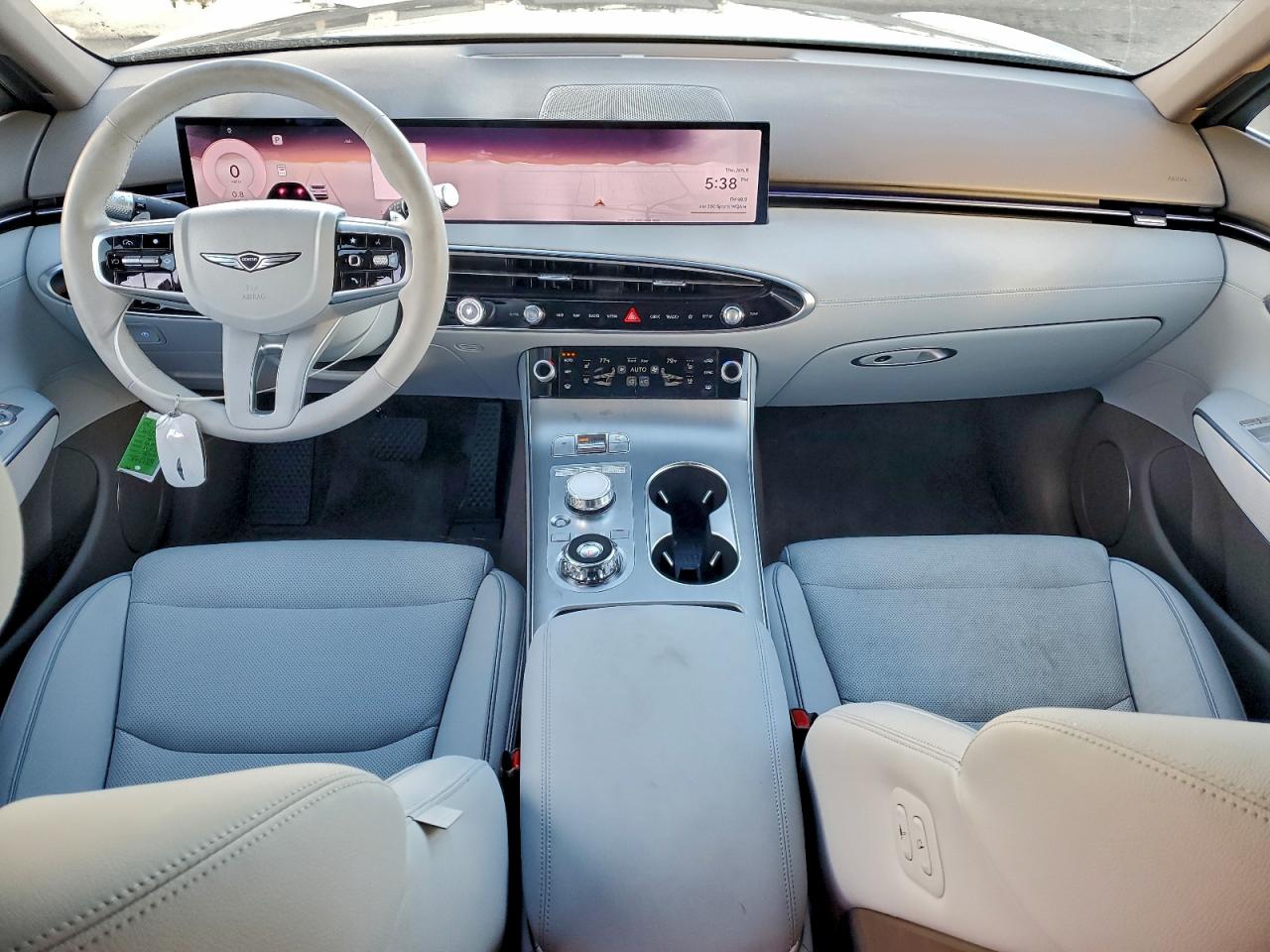 Genesis Gv70 Advan Advanced Image 6