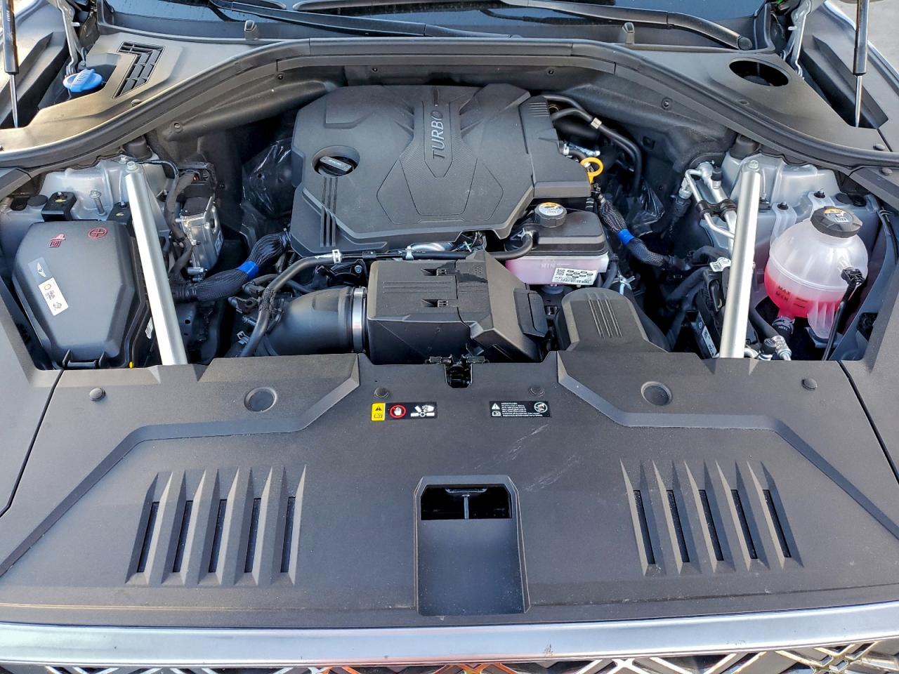 Genesis Gv70 Advan Advanced Image 9