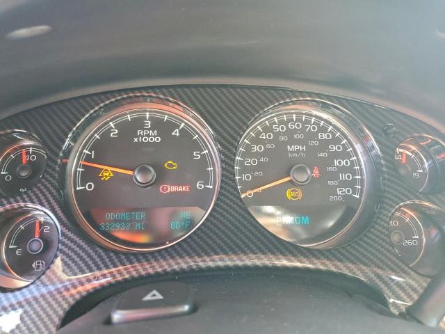 Chevrolet Suburban K1500 Lt Image 9