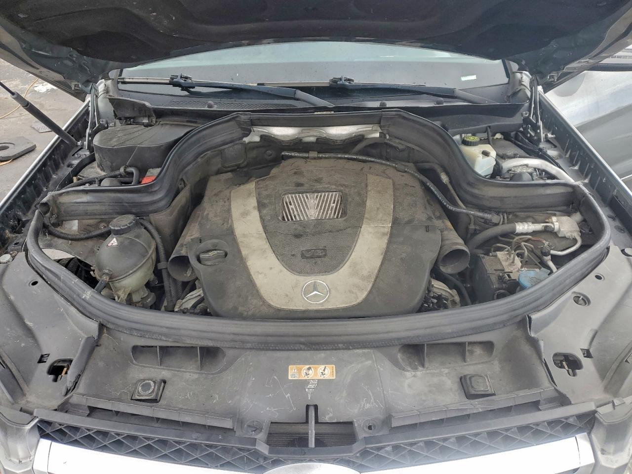 Mercedes-Benz GLK 350 4matic Image 9